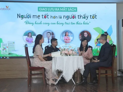  “Người mẹ tốt hơn là người thầy tốt”: Đồng hành cùng con bằng trái tim thấu hiểu