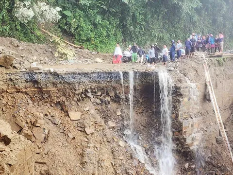 Du lịch Lào Cai tăng cường ứng phó bão số 10, khuyến cáo du khách cân nhắc đến Mù Cang Chải