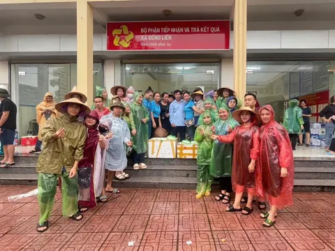 Chi hội Đầu bếp Thái Nguyên lập "Bếp dã chiến", nấu hàng trăm suất ăn mỗi ngày tiếp sức cho bà con vùng lũ