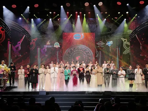 Nghệ sĩ Vượng Râu và hành trình gieo cảm xúc trong Tết Vạn Lộc 2026