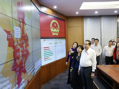 Đã có nơi 100% cử tri hoàn thành bỏ phiếu bầu cử đại biểu Quốc hội và HĐND