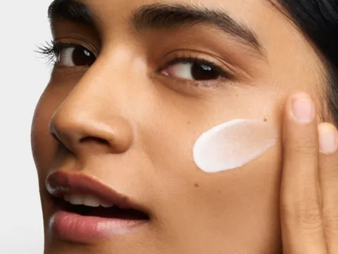 Gợi ý “lá chắn 2 trong 1” vừa chống nắng vừa ngừa lão hóa cho hành trình dài ngày