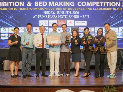 Vượt hơn 50 thí sinh quốc tế, Hồ Quốc Thịnh đưa Housekeeping Việt Nam tỏa sáng tại Bali 2026
