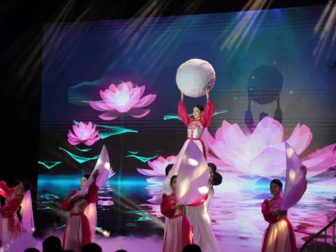 Khám phá Ngày hội Sen Huế 2026 tại Đảo Bồng Lai - Hồ Tịnh Tâm