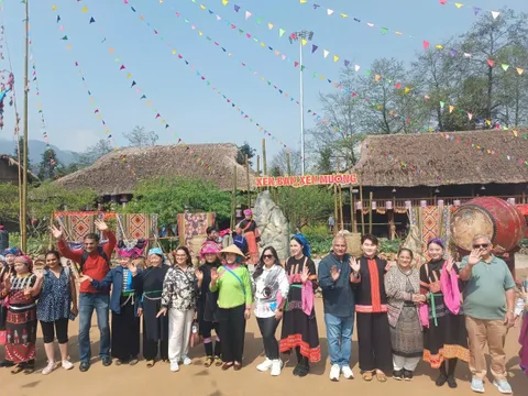 Lào Cai nâng chuẩn dịch vụ, đón cơ hội từ thị trường Ấn Độ