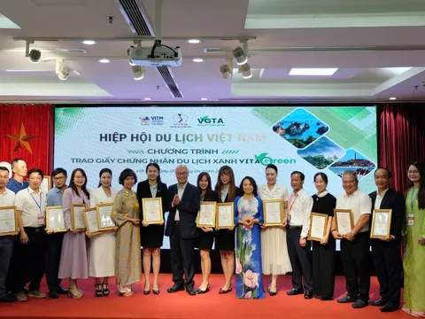 Chuyển đổi số và AI – Động lực mới cho du lịch Việt Nam phát triển bền vững