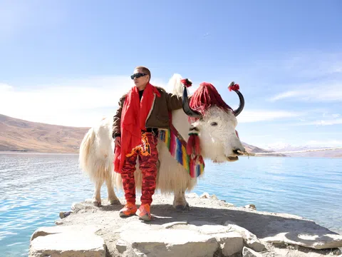Trải nghiệm khám phá vùng đất Tây Tạng 10 ngày cùng stylist Travis Nguyễn