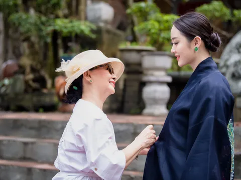Nhà thiết kế Trịnh Hoàng Diệu ra mắt BST áo dài mới mang tên “Màu thời gian”