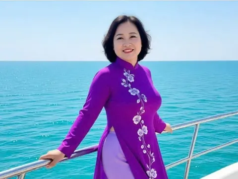 NGƯỜI TỪ MẶT TRẬN VỀ: KHÚC CA VỀ TÌNH NGƯỜI VÀ NGƯỜI THỢ MỎ