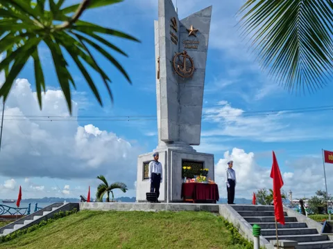 Người phi công Mỹ trở lại tìm ân nhân giữa biển Hạ Long