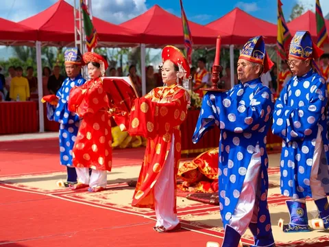 Đền Vua Lê đánh thức mạch nguồn di sản trên đất Hoành Bồ