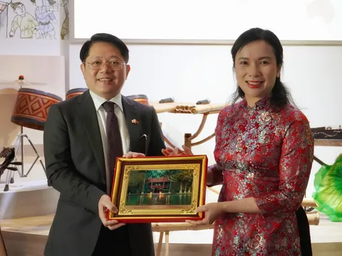 Khai mạc Triển lãm “Chủ tịch Hồ Chí Minh - Biểu tượng của hòa bình và hữu nghị” tại EXPO 2025 Osaka, Nhật Bản