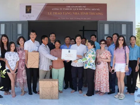 The Anam Mũi Né tặng 3 ngôi nhà tình thương cho những gia đình có hoàn cảnh khó khăn