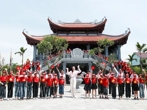 Quảng Bình: Vẻ đẹp quê hương bừng sáng qua lăng kính Hồ Ngọc Hà