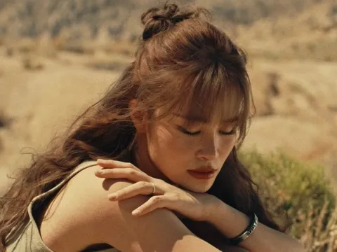 “Thung lũng Chết” có phải là bối cảnh chính trong MV mới của ca sĩ Đông Nhi?
