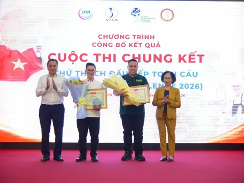 Không thể để đầu bếp trẻ "tự bơi" trên hành trình chinh phục quốc tế