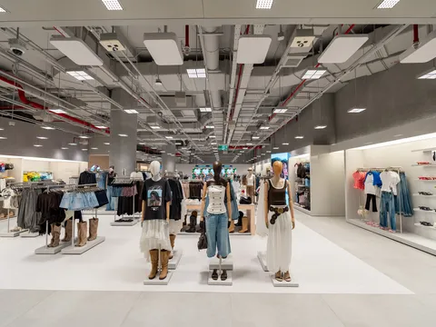 BERSHKA chính thức mở cửa hàng đầu tiên tại Việt Nam, đặt dấu ấn tại Hanoi Centre