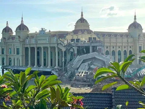 Khánh Hòa: Sập tháp chuông tại công trình xây dựng ở Cảng Nha Trang