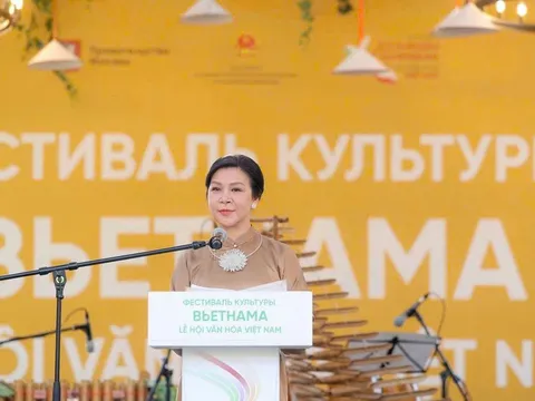 Phu nhân Ngô Phương Ly dành nhiều tâm huyết cho Lễ hội Văn hóa Việt Nam tại Nga