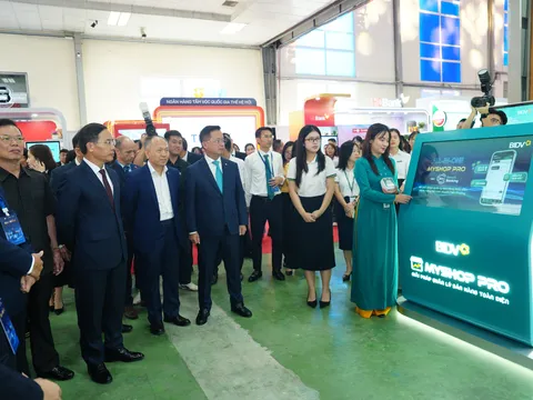 Thống đốc NHNN: Chuyển đổi số ngân hàng phải tạo giá trị thực chất