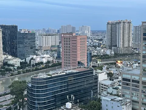 Vì sao khái niệm "nhà ở vừa túi tiền" gần như biến mất?