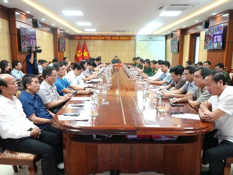 Thủ tướng Chính phủ họp khẩn ứng phó với bão số 5
