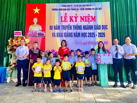 Tỉnh Quảng Trị: Học sinh đặc khu Cồn Cỏ hân hoan bước vào năm học mới