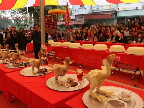 Độc lạ lễ hội “xôi – gà” tại Bắc Ninh