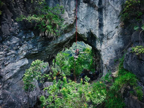 Khám phá kỳ quan thiên nhiên ẩn sâu trong rừng tại Lạng Sơn