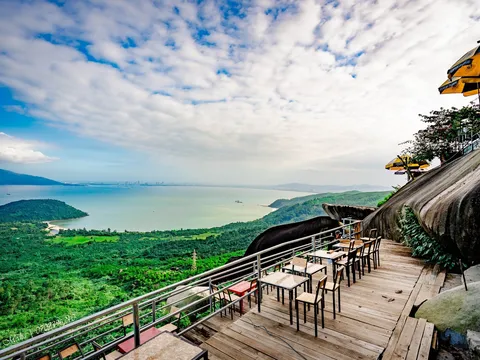 4 quán cafe view "triệu đô" dành cho du khách đến thăm Đèo Hải Vân
