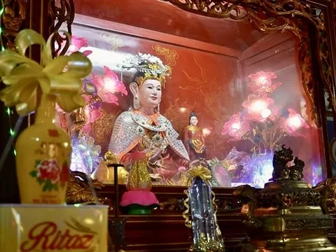 Nét đẹp đời sống tín ngưỡng đặc sắc của làng chài Diêm Điền