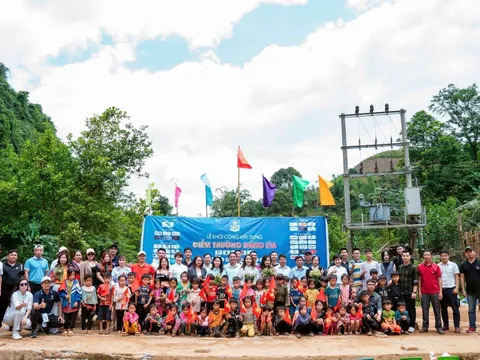 Từ Háng Lìa đến “giấc mơ tiếp nối”: Hành trình dựng xây mái trường của cộng đồng kiến trúc - xây dựng - nội thất