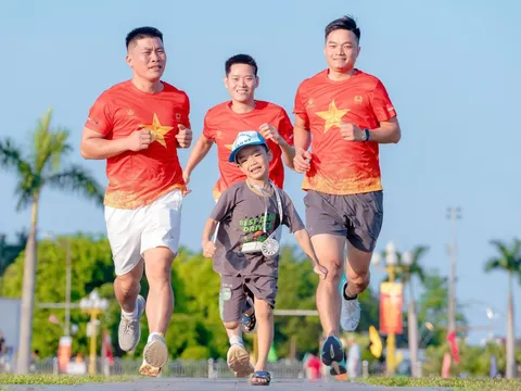 Hơn 3.000 vận động viên tham gia giải chạy “Hành trình theo chân Bác - Vì an ninh Tổ quốc” năm 2026