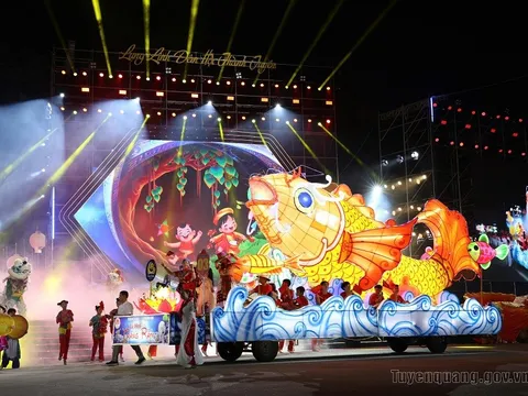 Tuyên Quang: Rực sáng đêm khai mạc Lễ hội Thành Tuyên 2026 - “Lung linh đêm hội trăng rằm”