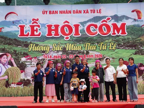 Lễ hội Cốm Tú Lệ đưa sản vật địa phương đến gần với du khách