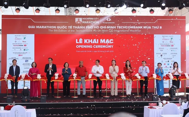 Khai Mạc Marathon Quốc Tế Mùa 8: Lan tỏa tinh thần TP.HCM Năng động - Bứt Phá