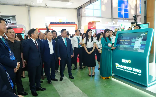 Thống đốc NHNN: Chuyển đổi số ngân hàng phải tạo giá trị thực chất