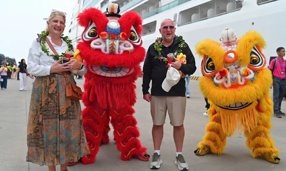 Mùng một Tết 2.400 khách du lịch quốc tế “xông đất”   Quảng Ninh