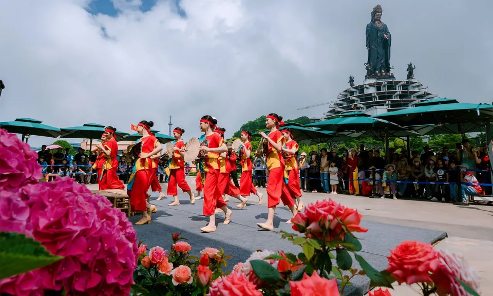 Tây Ninh đón Trung thu với chuỗi lễ hội văn hóa, nông sản